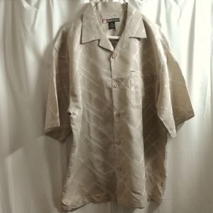 MEN'S SHORT SLEEVE SHIRT  XXL